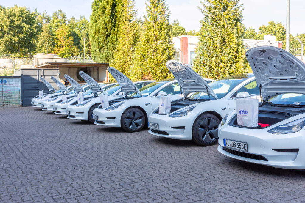 Tesla Model 3 bei AHD