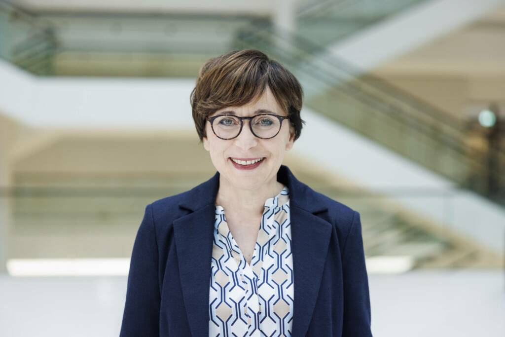 Staatssekretärin Dr. Christine Arbogast